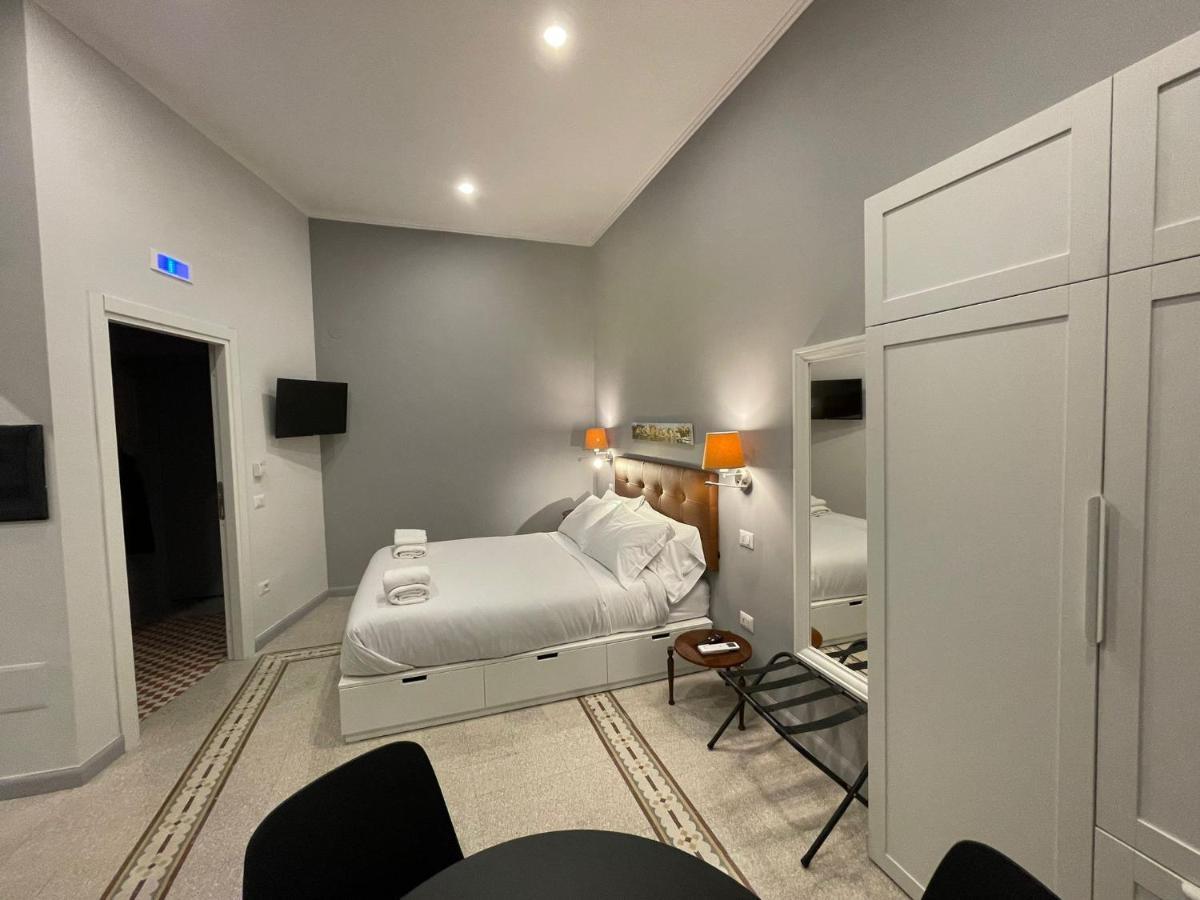 Apartamento La Cornucopia Nápoles Exterior foto